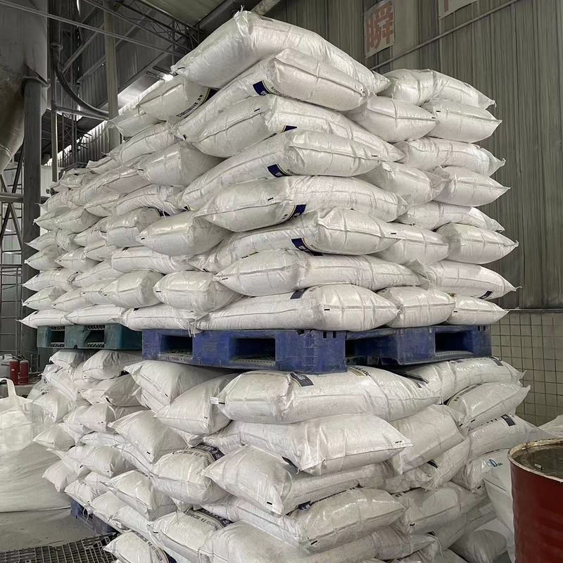 RA dính bao gồm 65% hexamethoxyl melamine và chất mang chất trơ. Cùng với thụ thể methylene, nó có thể thúc đẩy hiệu quả sự dính giữa cao su và vật liệu gia cố thép.